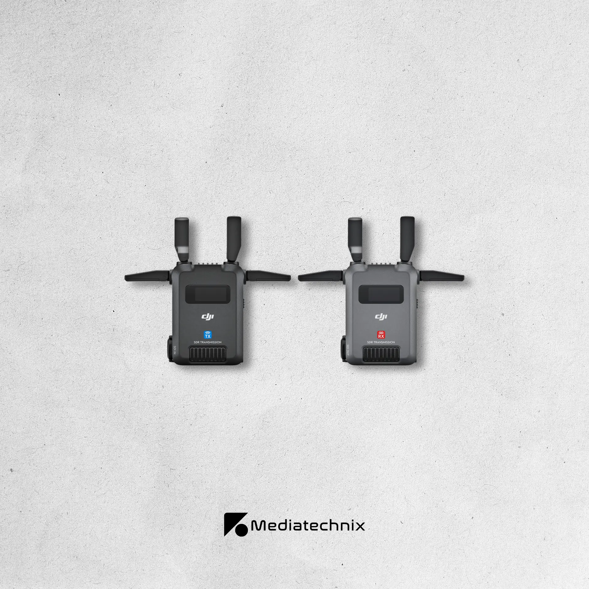DJI SDR Transmission Combo mieten – Hochleistungsfähiges drahtloses Videosystem für Filmproduktionen in Frankfurt | Mediatechnix Rental Die DJI SDR Transmission Combo bietet eine ultra-niedrige Latenz und hochauflösende drahtlose Bildübertragung für professionelle Filmproduktionen, Live-Events & Broadcast-Anwendungen. Mit starker Signalstabilität, großer Reichweite und 1080p/60fps-Übertragung in Echtzeit sorgt sie für zuverlässiges Monitoring und präzise Kamerasteuerung. Perfekt für Regisseure, Kamera-Assistenten & Drohnen-Operatoren. Jetzt in Frankfurt mieten! 🎥🚀