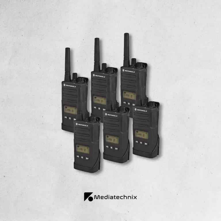 6er Set Motorola XT460 Funkgeräte inkl. Lautsprechermikrofon mieten – Robuste Kommunikation für Filmproduktionen & Live-Events in Frankfurt | Mediatechnix Rental Das 6er Set Motorola XT460 Funkgeräte bietet klare, zuverlässige Kommunikation, ideal für Filmproduktionen, Event-Teams & Sicherheitskoordination. Mit robuster Bauweise, lizenzfreiem PMR446-Funk, 8 Kanälen & Lautsprechermikrofonen ermöglicht es störungsfreie, kabellose Teamkoordination am Set oder auf Events. Perfekt für Produktionsteams, Großveranstaltungen & Live-Broadcasts. Jetzt in Frankfurt mieten! 📡🎬🚀