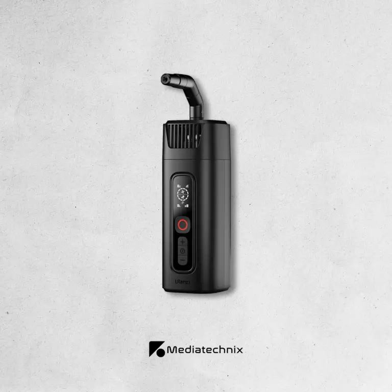 ULANZI FM01 Nebelmaschine Mini mieten – Kompakte Nebelmaschine für Film-, Event- & Musikvideoproduktionen in Frankfurt | Mediatechnix Rental Die ULANZI FM01 Mini Nebelmaschine ist eine tragbare, batteriebetriebene Nebelmaschine, ideal für Filmsets, Musikvideos & kreative Bühneneffekte. Mit schnellem Aufheizen, kabellosem Betrieb & präziser Steuerung erzeugt sie dichte, atmosphärische Nebeleffekte für eindrucksvolle Szenen. Perfekt für Mystische Lichtstimmungen, Special Effects & mobile Produktionen. Jetzt in Frankfurt mieten! 🌫️🎬🚀
